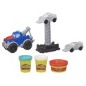 Zestaw z masą plastyczną PlayDoh Tow Truck