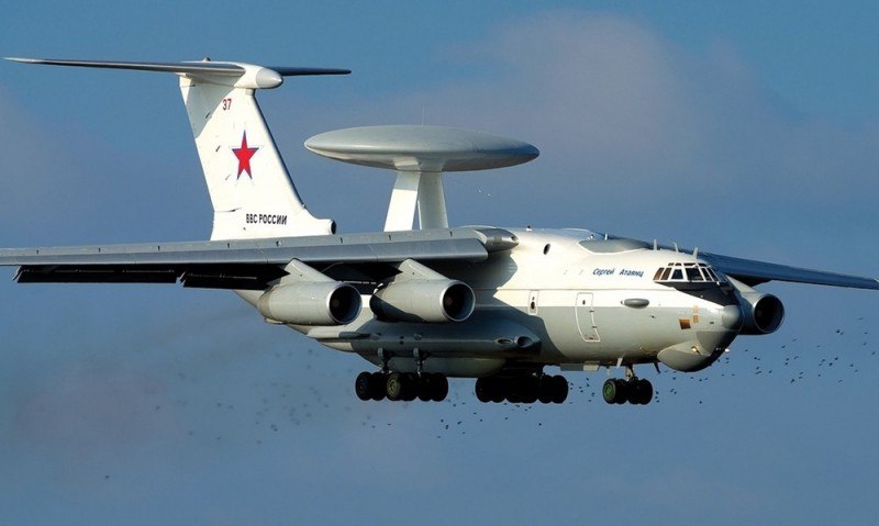 Model plastikowy Beriev A-50 Mainstay Rosyjski samolot kontroli i wczesnego ostrzegania (zestaw Ultimate)