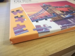 OUTLET PUZZLE 63 ELEMENTY - MIASTO O ZMIERZCHU, relish.