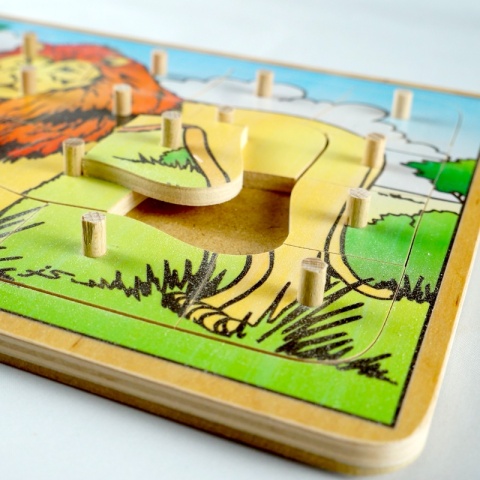 Układanka, puzzle z kołeczkami LWY