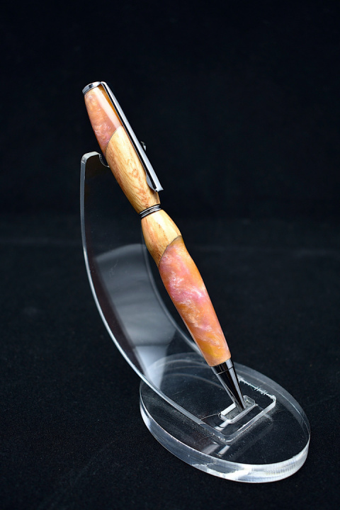 Długopis - czerwony dąb i żywica epoksydowa z pigmentami