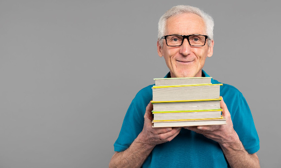 Trening pamięci dla seniorów. TOP 5 książek do ćwiczenia funkcji poznawczych