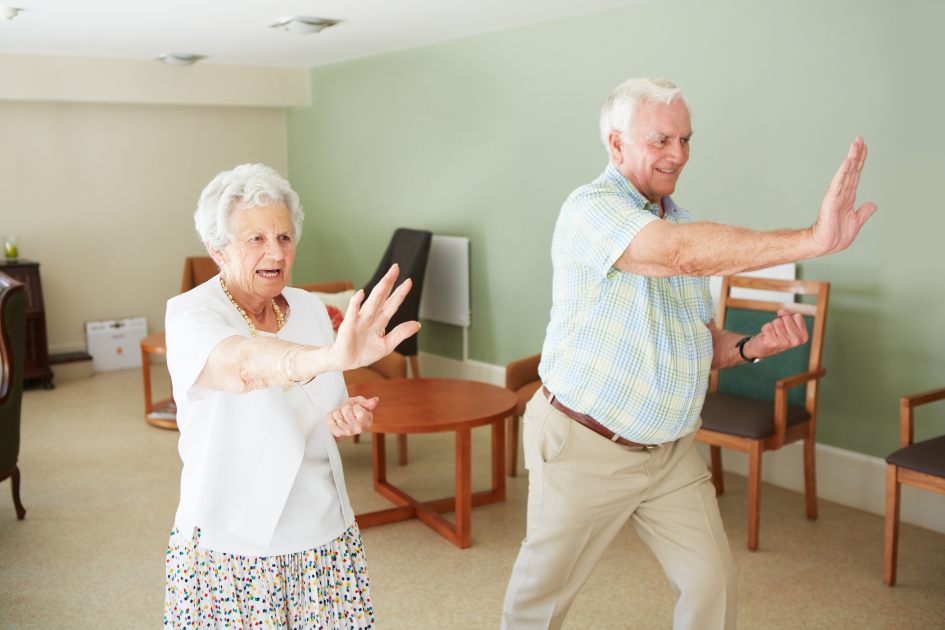 Choreoterapia z seniorami – od czego zacząć? Praktyczny poradnik