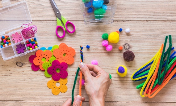 Te produkty ułatwią prowadzenie zajęć rękodzieła dla osób starszych