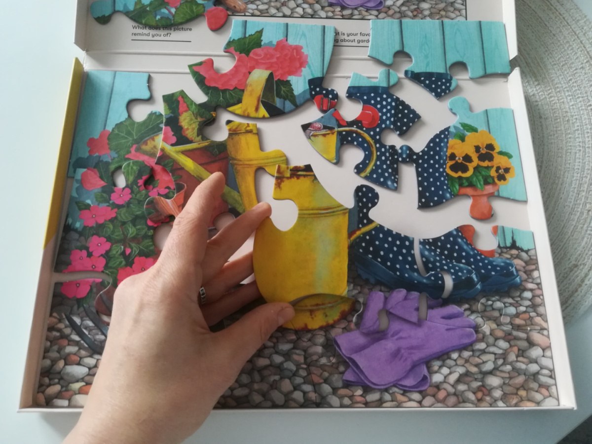 Sprawdzone metody pracy dla podtrzymania sprawności seniora – puzzle terapeutyczne